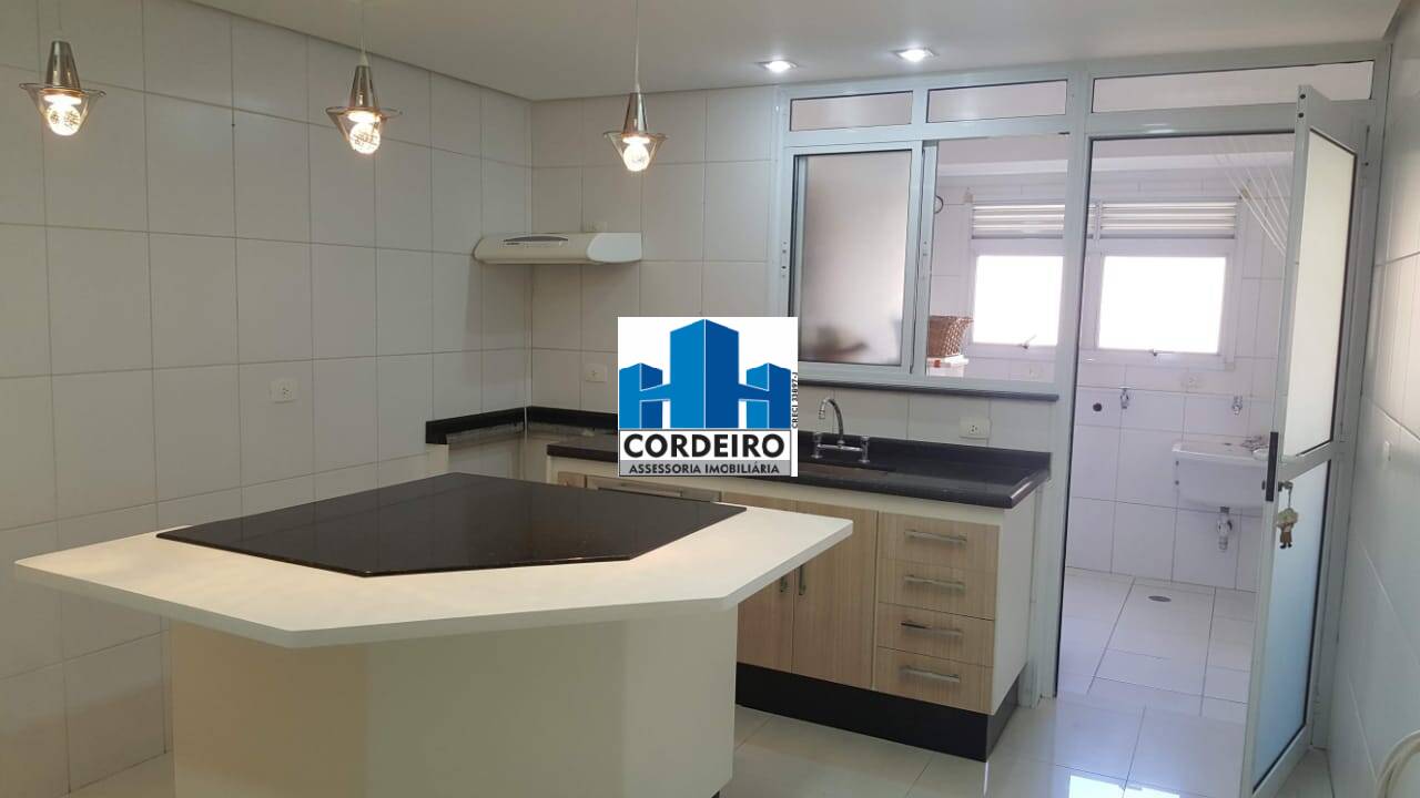 Apartamento à venda com 3 quartos, 134m² - Foto 4