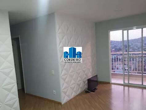 Apartamento à venda com 2 quartos, 62m² - Foto 1