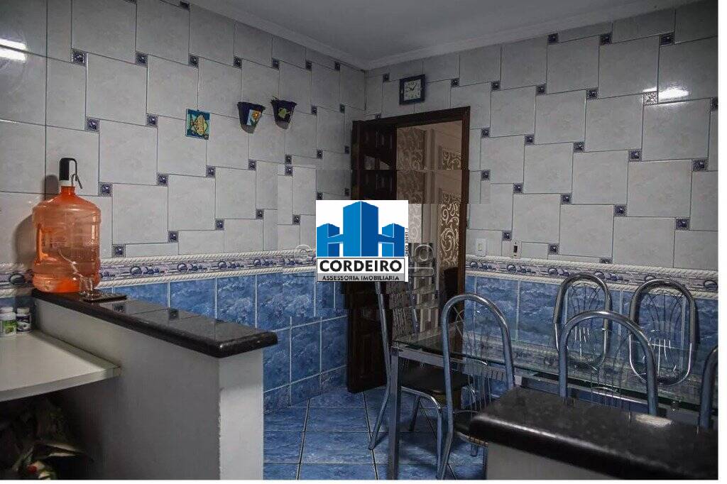 Sobrado à venda com 3 quartos, 120m² - Foto 3