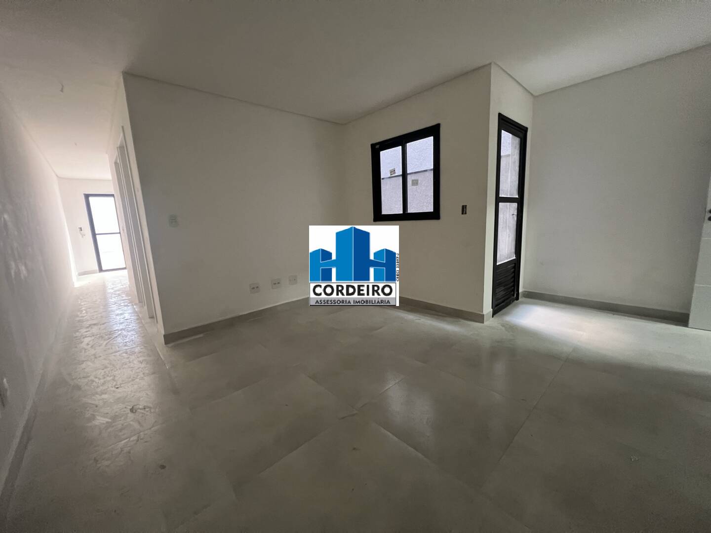 Apartamento à venda com 2 quartos, 90m² - Foto 1