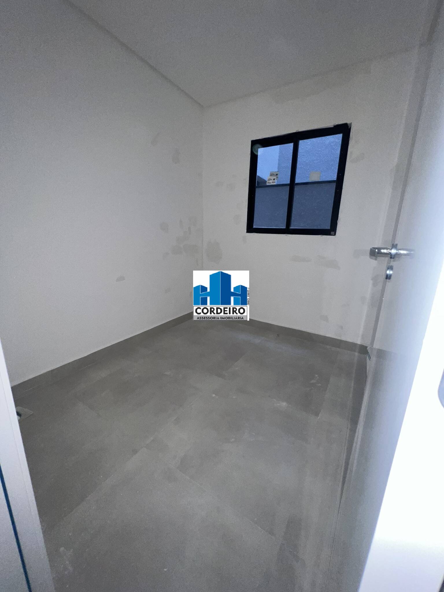 Apartamento à venda com 2 quartos, 90m² - Foto 4