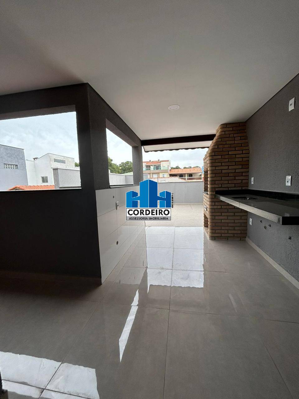 Cobertura à venda com 2 quartos, 83m² - Foto 1