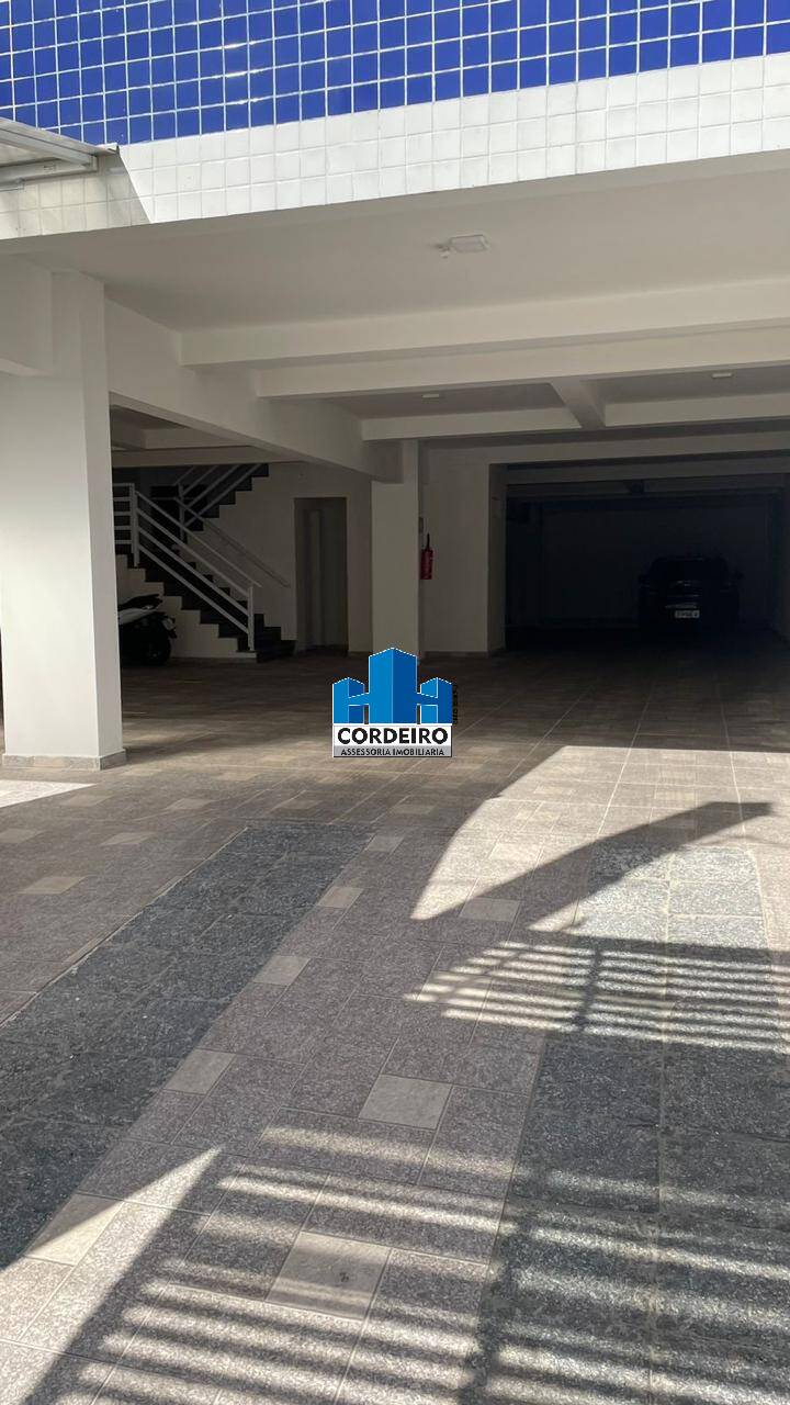 Cobertura à venda com 3 quartos, 90m² - Foto 1