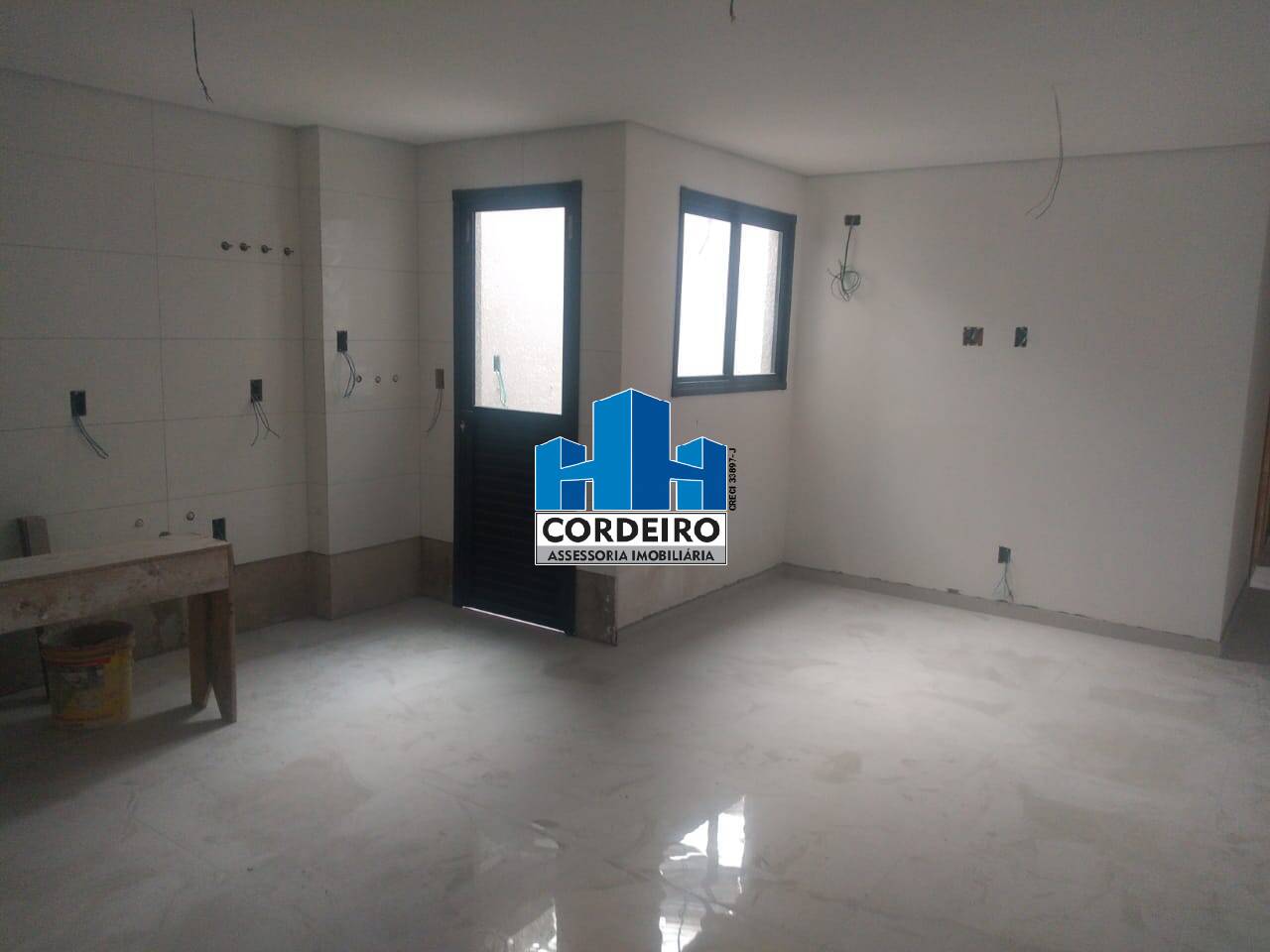 Apartamento à venda com 3 quartos, 95m² - Foto 9