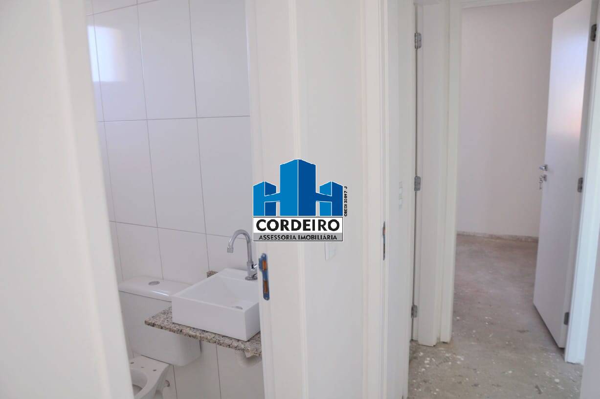 Apartamento à venda com 2 quartos, 62m² - Foto 4