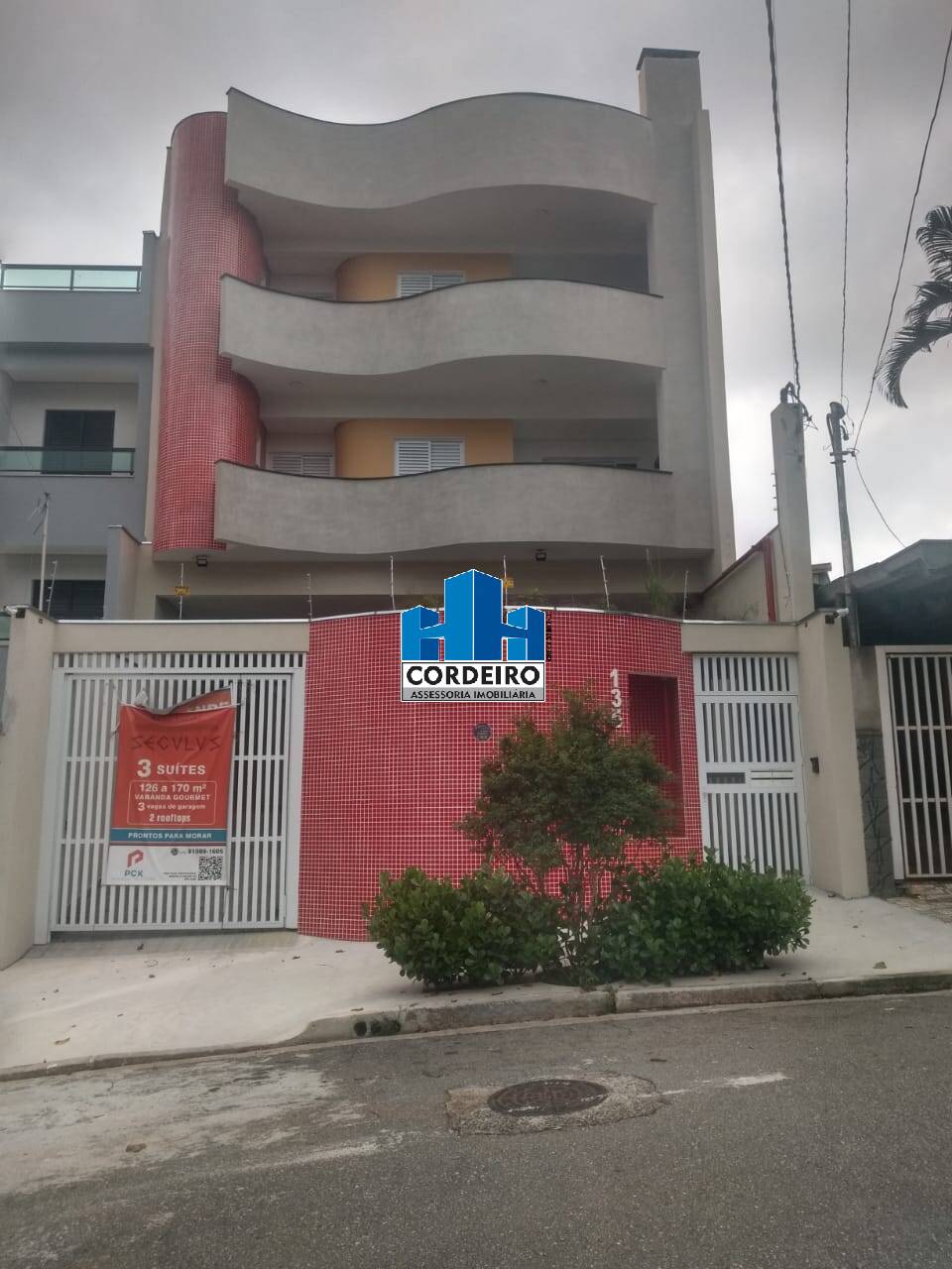 Apartamento à venda com 3 quartos, 127m² - Foto 1